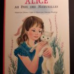Livre Alice aux pays des merveilles