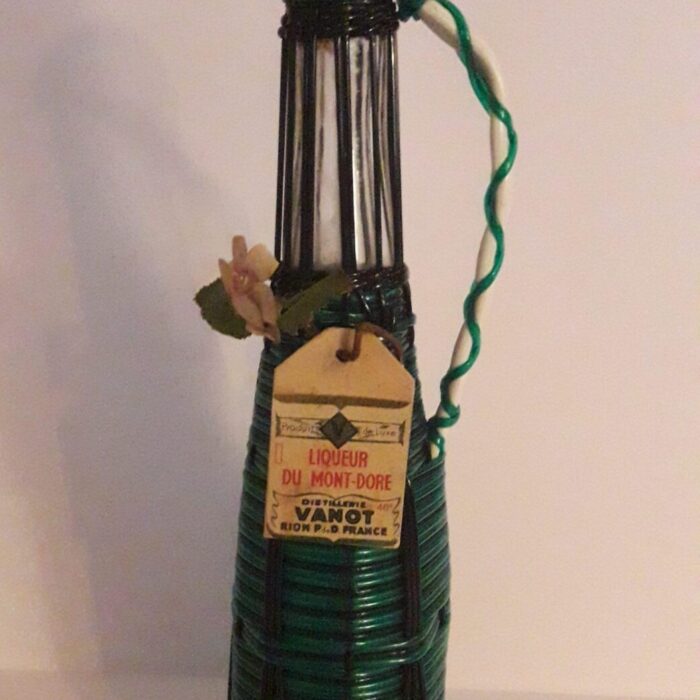 Bouteille en scoubidou des années 60′