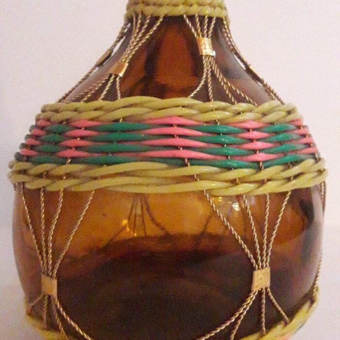 Bouteille en scoubidou des années 60′