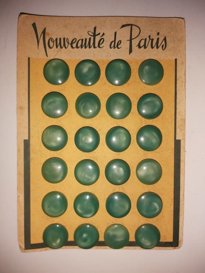 Plaques de boutons Nouveauté de Paris