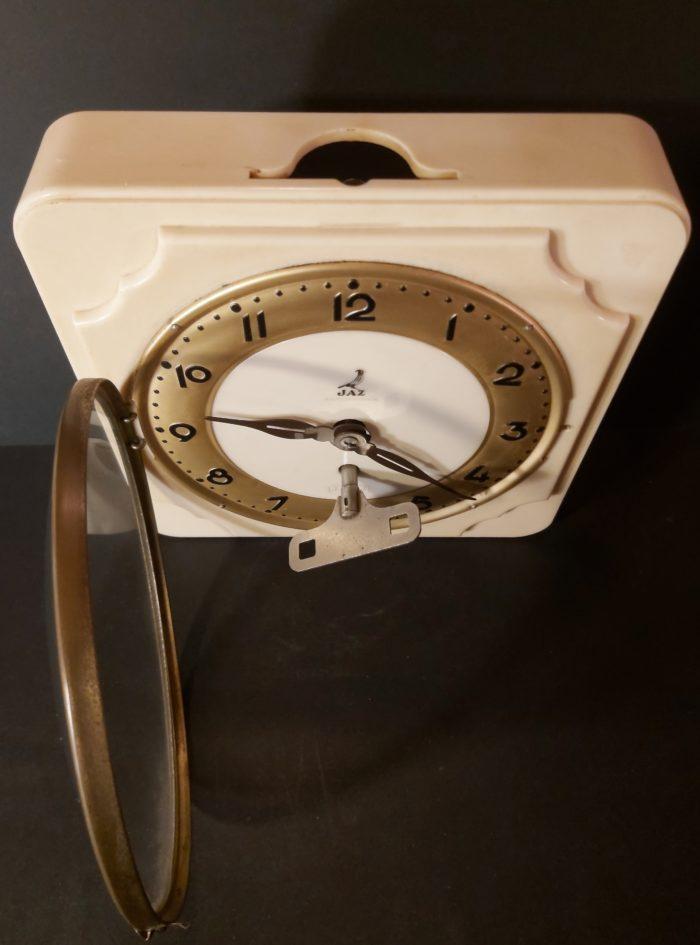 Pendule Jaz en bakélite des années 50' - 60' – Image 5