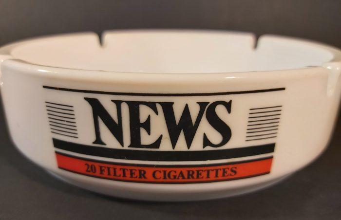News Cigarettes Grand Cendrier – Image 2