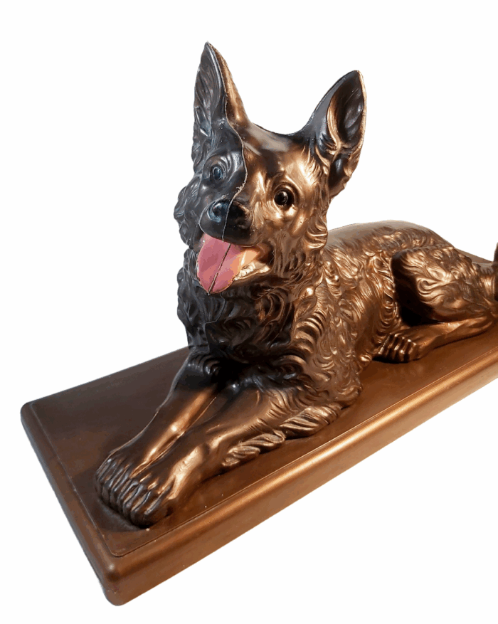 Chien en Plastique Kitsch – Image 4
