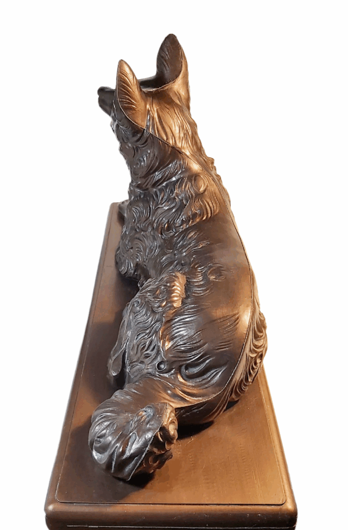 Chien en Plastique Kitsch – Image 6