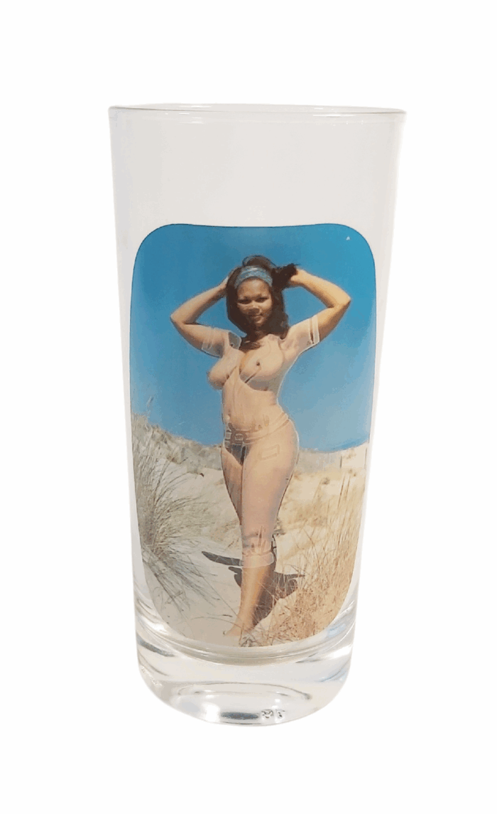 Verres Pin-Up Striptease – Image 4