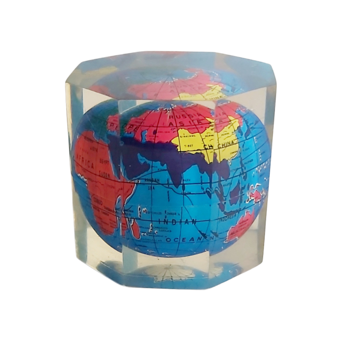 Map Monde Inclusion sous Résine